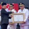 Kinerja Pemerintahan Tertinggi, Bupati Konawe Terima Penghargaan dari Kemendagri