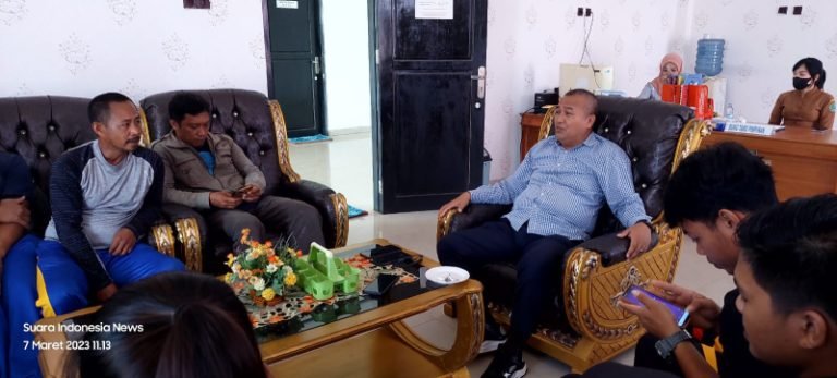 Bonus Belum Dibayarkan, Puluhan Atlet Peraih Medali Porprov Buton Temui Ketua DPRD Konawe Bonus Belum Dibayarkan, Puluhan Atlet Peraih Medali Porprov Buton Temui Ketua DPRD Konawe