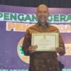 PT VDNI dan OSS Raih Penghargaan Program Pencegahan Covid-HIV/AIDS dari Kemenaker