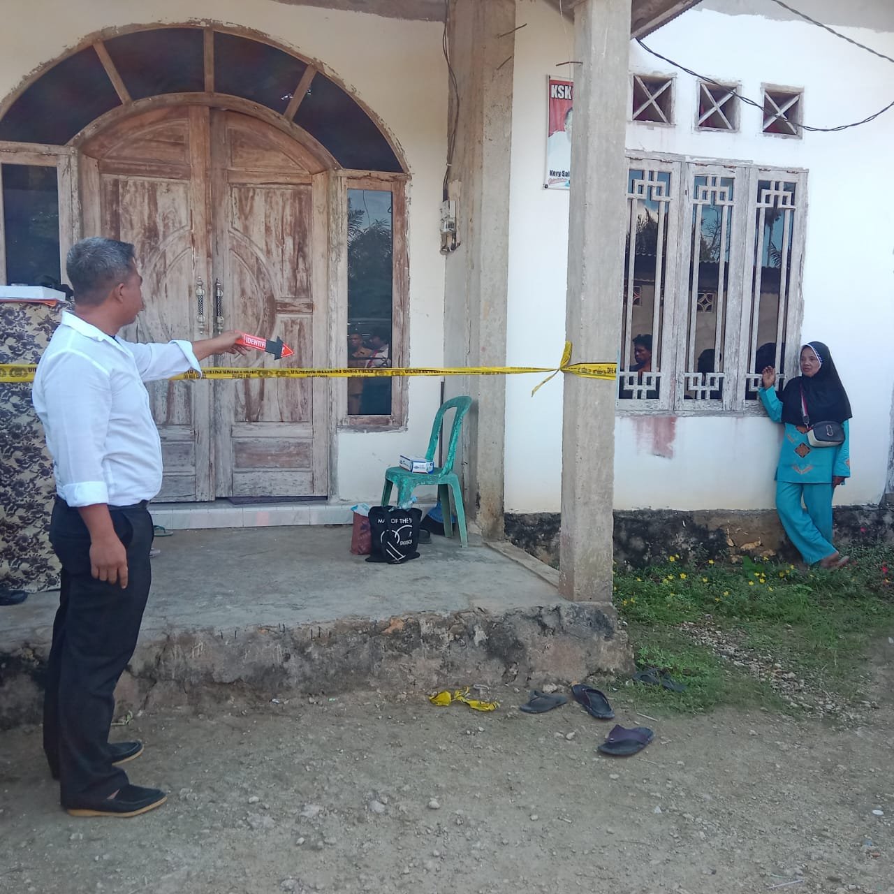 Warga Muna Barat Temukan Bayi Terbungkus Sarung Depan Teras Rumah Warga Muna Barat Temukan Bayi Terbungkus Sarung Depan Teras Rumah