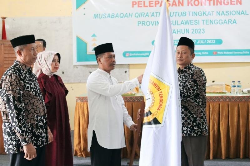 Kontingen MQKN VII 2023 Dilepas, 19 Santri Berlomba Bawa Nama Sultra di Nasional Kontingen MQKN VII 2023 Dilepas, 19 Santri Berlomba Bawa Nama Sultra di Nasional