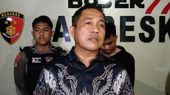 Fakta Baru: Modus Ojol yang Begal Wanita di Kendari Ternyata Nyamar Jadi Pelanggan MiChat Fakta Baru: Modus Ojol yang Begal Wanita di Kendari Ternyata Nyamar Jadi Pelanggan MiChat