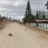 Kepulan Debu Dinilai Meresahkan, Warga Konawe Mubar Desak Pihak Kontraktor Rutin Siram Jalan Kusambi – Sidamangura