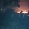 Kobaran Api Mendekati Kawasan Pemukiman, Ratusan Warga Memadati Lokasi Kebakaran di Kendari