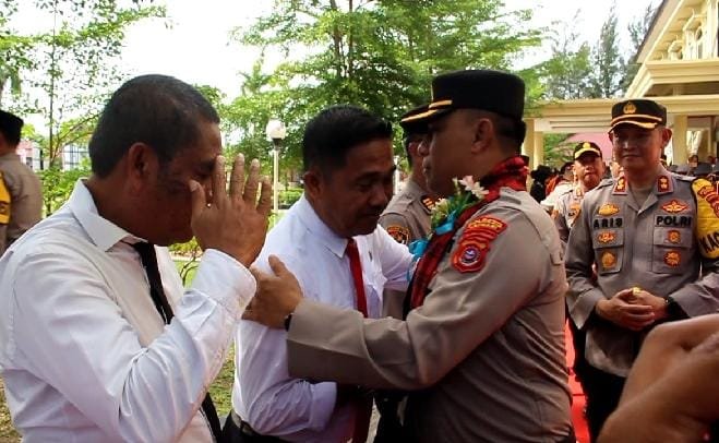 Kombes Pol Muh. Eka Fathurrahman berpamitan dengan PJU Polresta Kendari.