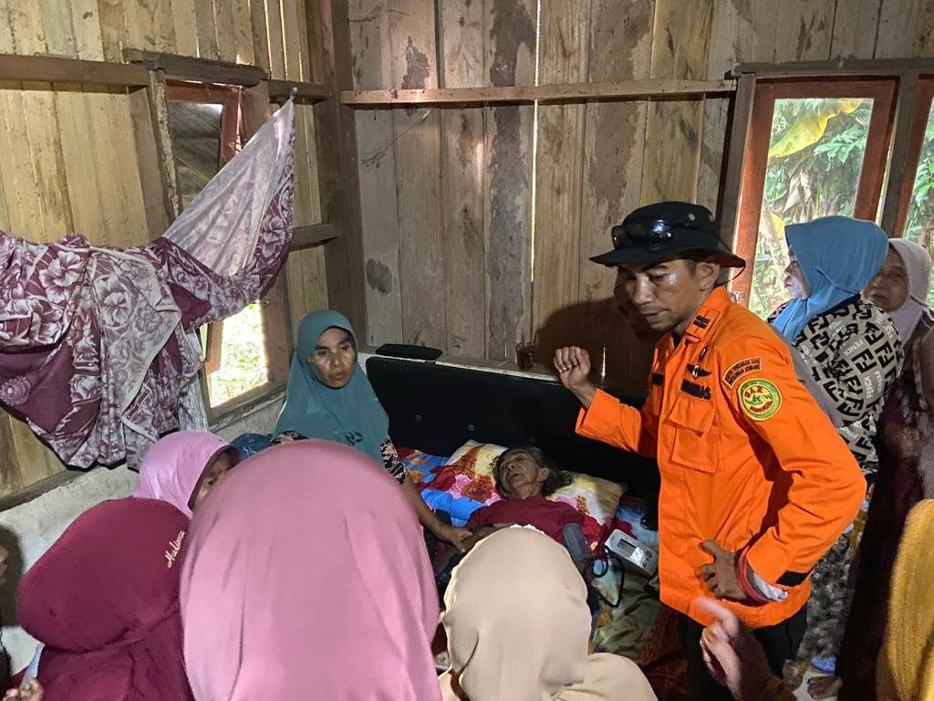 Nenek Hamina ditemukan selamat usai dua hari hilang di Kabupaten Luwu Timur, Sulawesi Selatan (Sulsel).