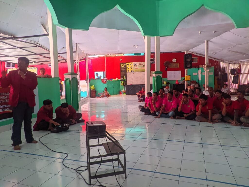 Penyuluhan hukum anti narkoba oleh civitas academica Universitas Sulawesi Tenggara (Unsultra) di Rutan Kelas IIA Kendari, Kelurahan Watulondo, Kecamatan Puuwatu.