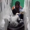 Momen Polwan di Konawe Jaga Kotak Suara Sambil Asuh Anaknya