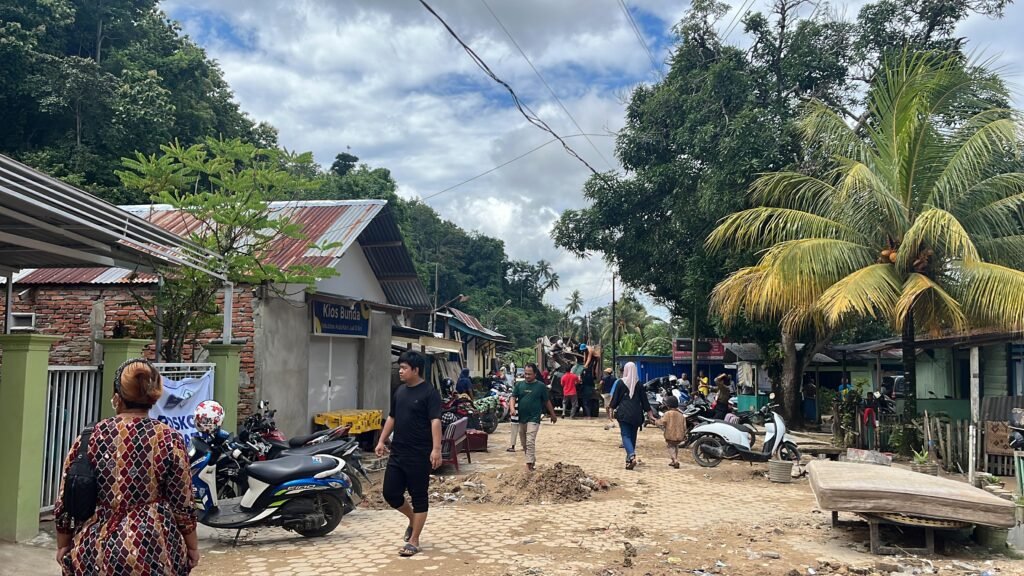 Kondisi Kelurahan Kampung Salo usai diterjang banjir.