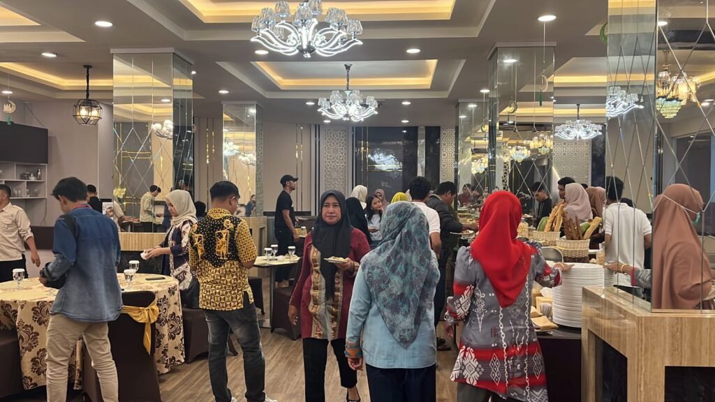 Ramadhan Nusantara di Zahra Syariah Hotel Kendari.