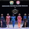 Tenun Sultra Kembali Berkibar di Indonesia Fashion Week
