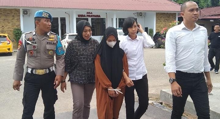Detik-Detik Pembunuhan Mertua di Kendari, Pelaku Dijemput hingga Semobil dengan Korban Detik-Detik Pembunuhan Mertua di Kendari, Pelaku Dijemput hingga Semobil dengan Korban