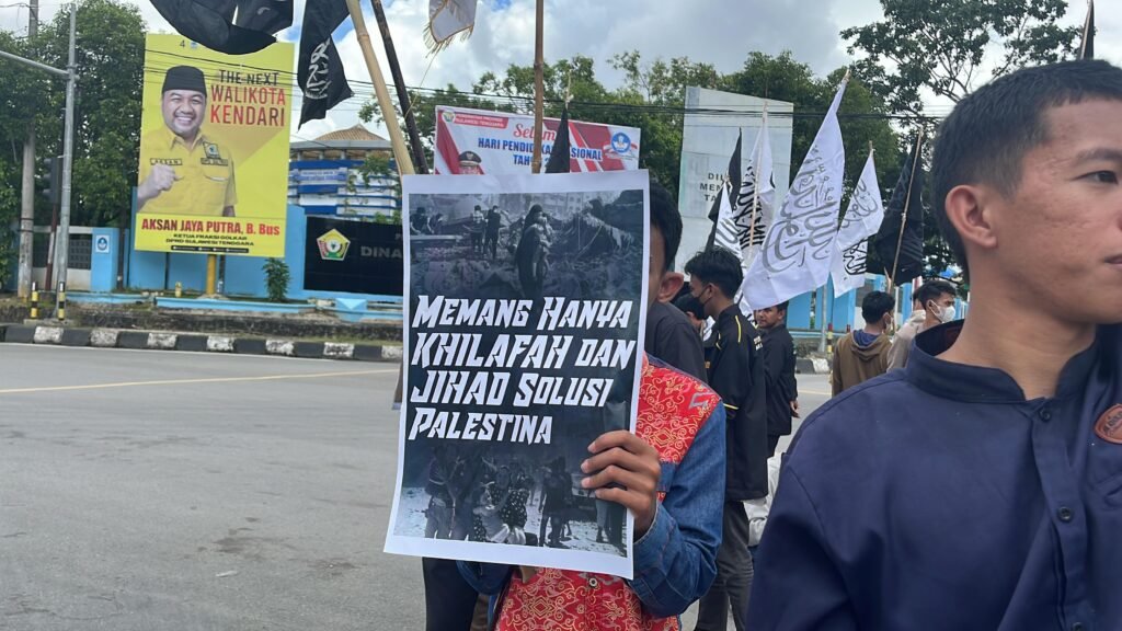 Aksi damai bela Palestina di Kendari.
