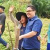 Bupati Abdul Azis Sambangi Kebun Warga Kolaka Timur, Janji Beri Bantuan