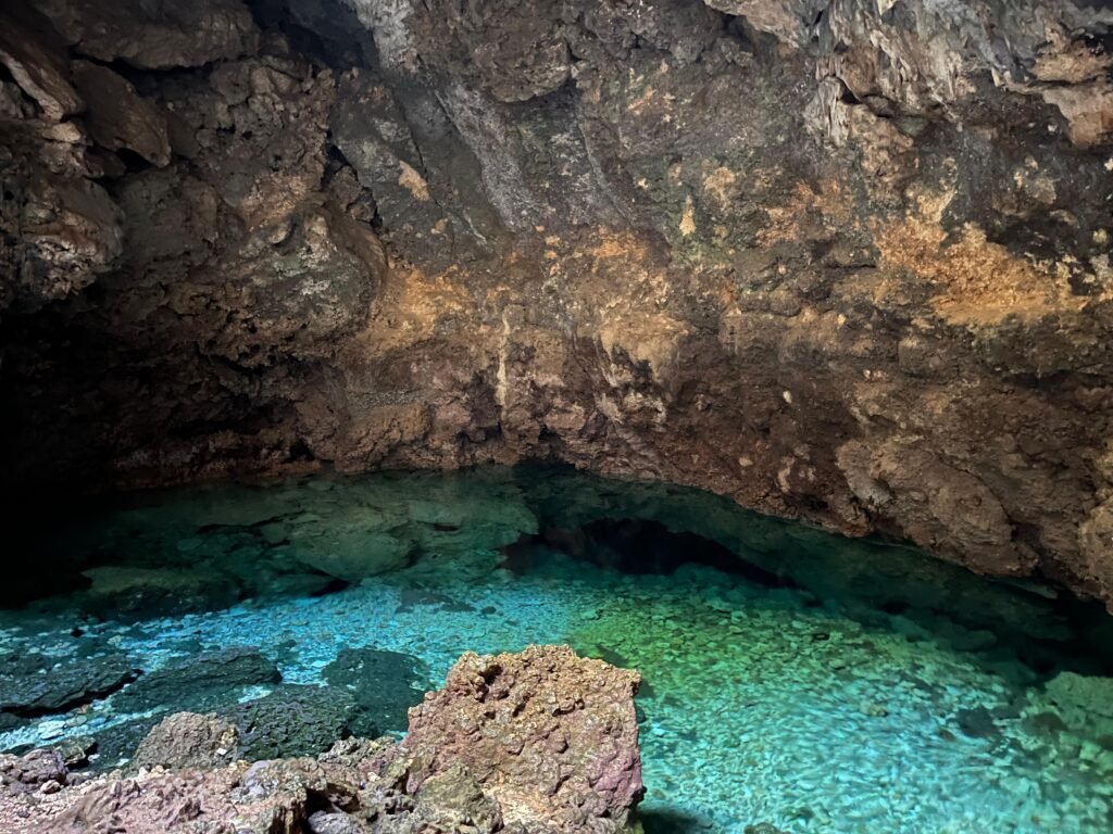 Salah satu danau dalam Gua Bidadari di Desa Kolowa, Kecamatan Gu, Kabupaten Buton Tengah (Buteng), Sulawesi Tenggara (Sultra).