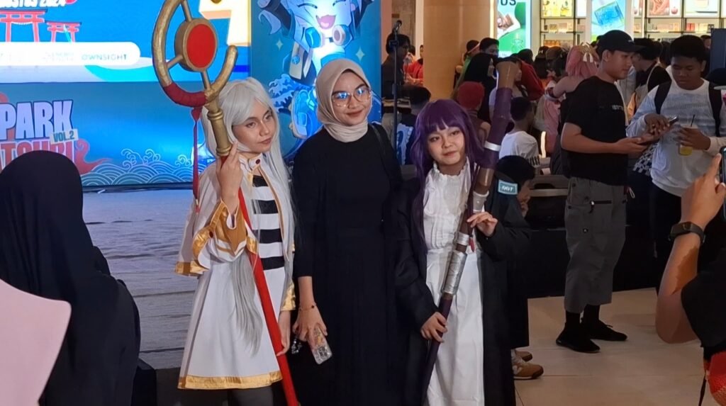 Event jejepangan dimeriahkan dengan cosplay runway dan kegiatan lainnya di Main Atrium Mall The Park Kendari.