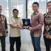 PT MBP Terima Penghargaan Wajib Pajak Kontribusi Terbesar dari KPP Pratama Kendari