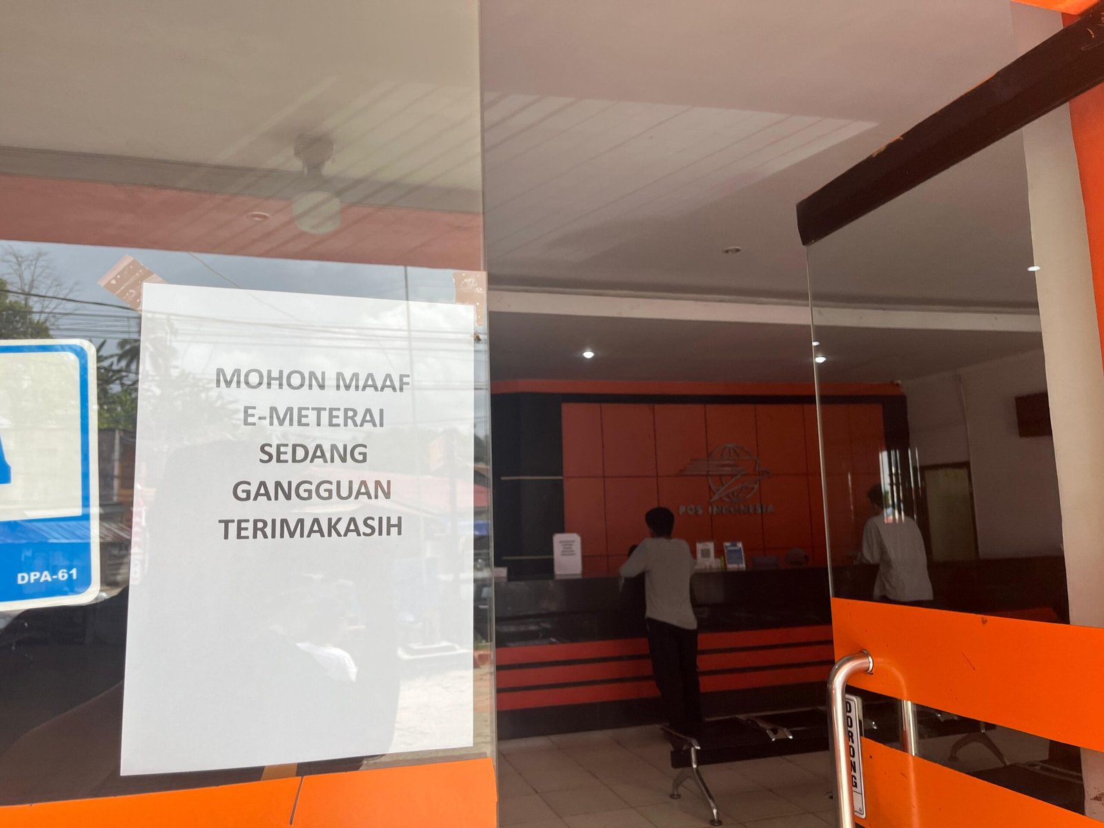 Pendaftaran CPNS Ditutup 2 Hari Lagi, Warga Kendari Keluhkan Sistem E-Meterai yang Error Pendaftaran CPNS Ditutup 2 Hari Lagi, Warga Kendari Keluhkan Sistem E-Meterai yang Error