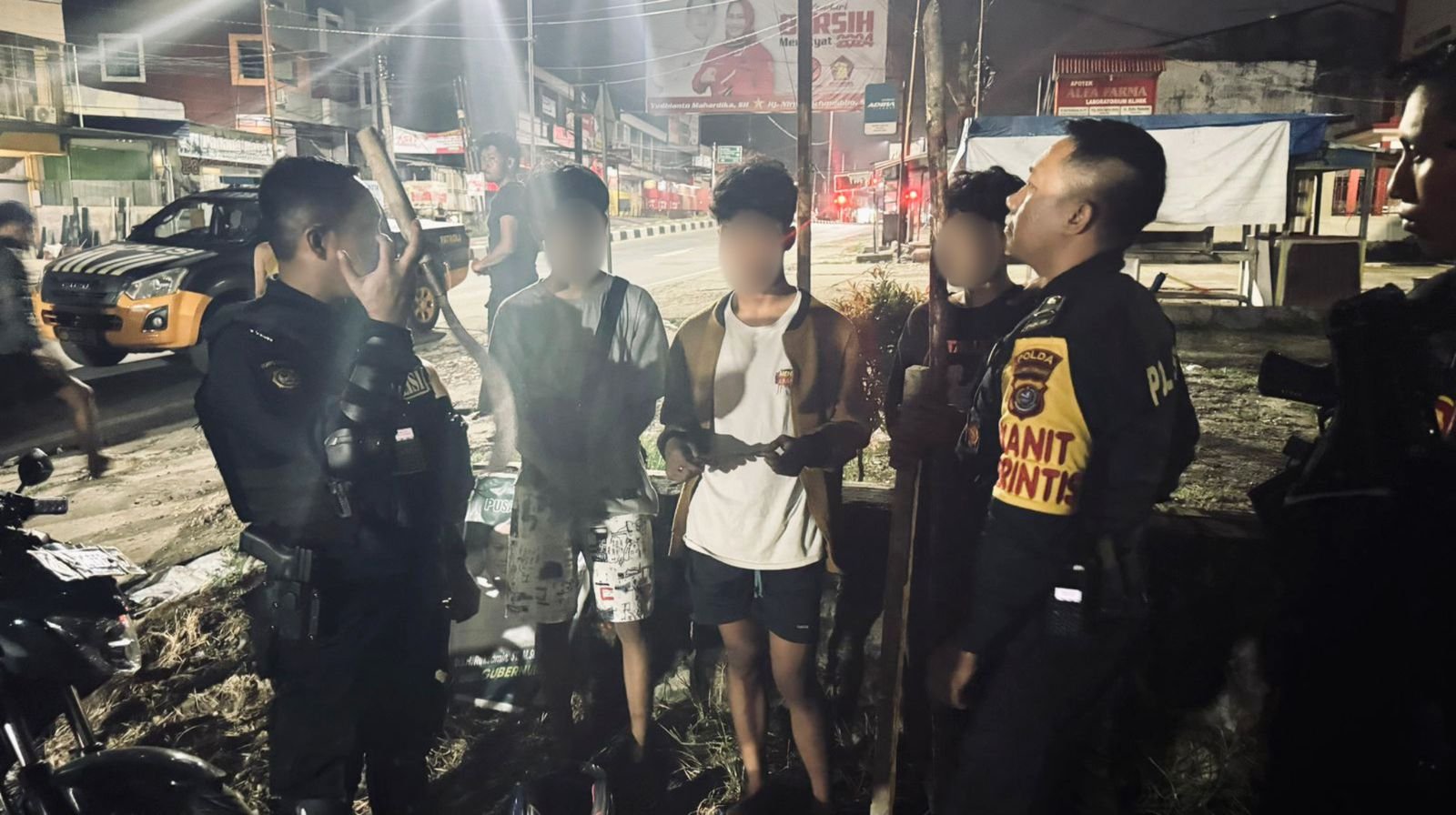 Hendak Tawuran Antargeng di Kendari, 5 Remaja Diamankan Polisi Hendak Tawuran Antargeng di Kendari, 5 Remaja Diamankan Polisi