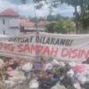 Tumpukan Sampah Berhamburan di Jalan Terong I, Mokoau Kendari