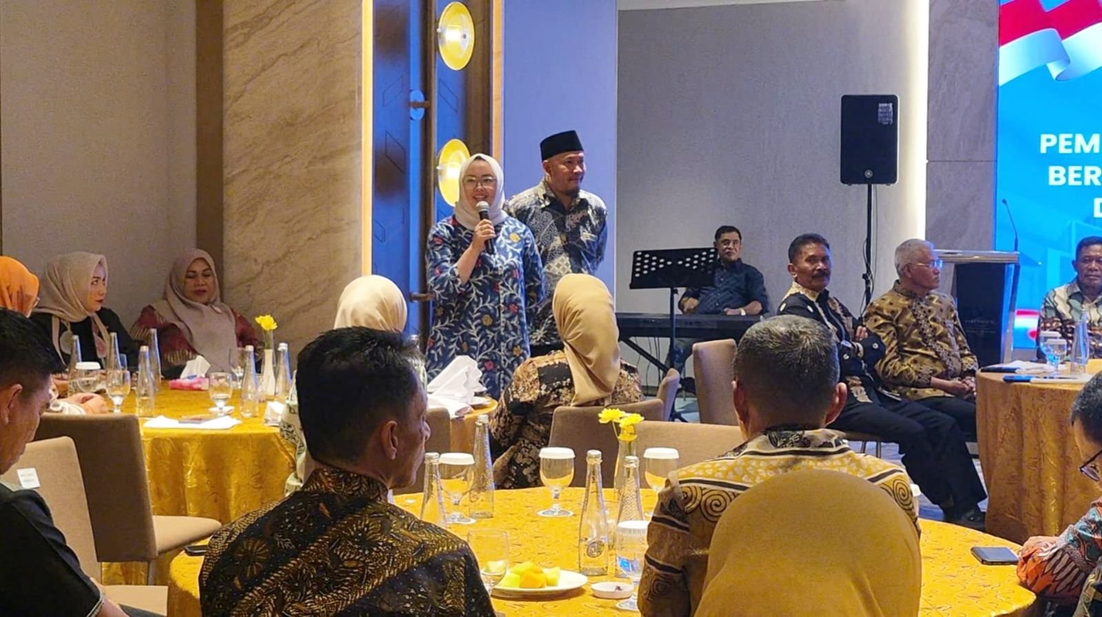 ASR Tantang Siska-Sudirman Buat Terobosan Baru untuk Kendari ASR Tantang Siska-Sudirman Buat Terobosan Baru untuk Kendari