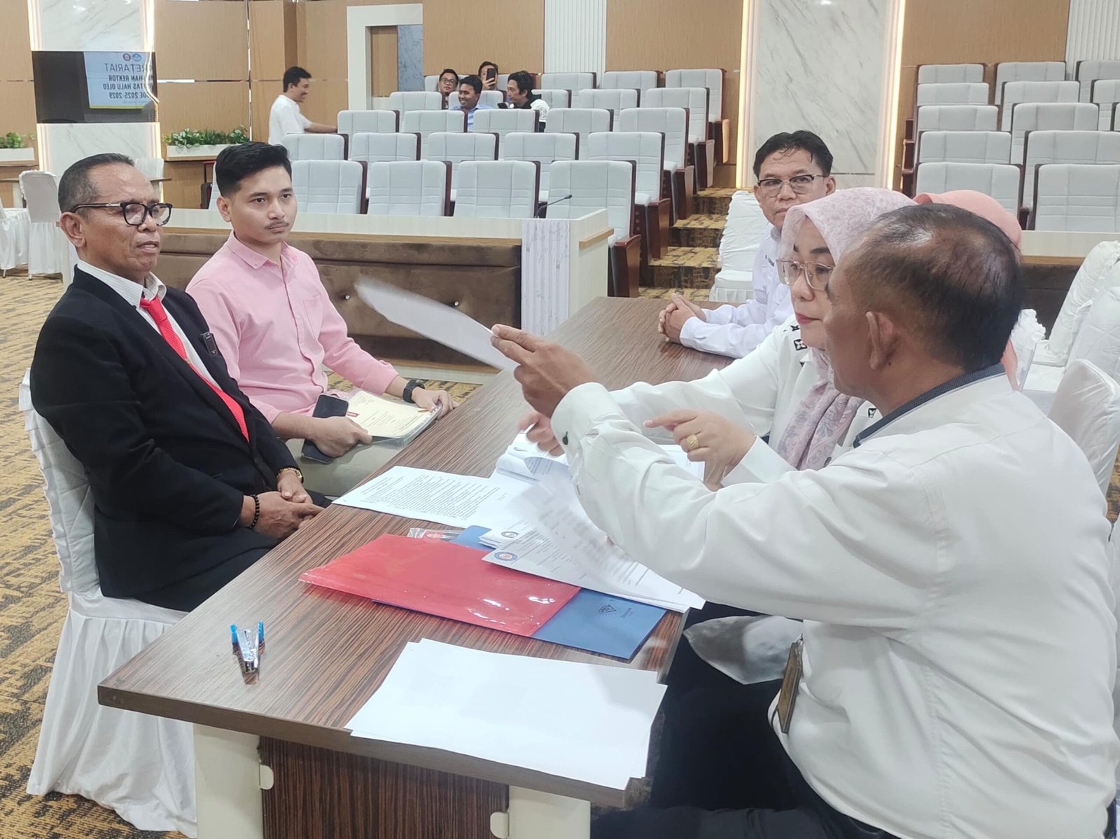 Bidik Kursi Rektor UHO Kendari, Prof. Edy Karno Komitmen Tunaikan Asta Cita Presiden Prabowo Bidik Kursi Rektor UHO Kendari, Prof. Edy Karno Komitmen Tunaikan Asta Cita Presiden Prabowo