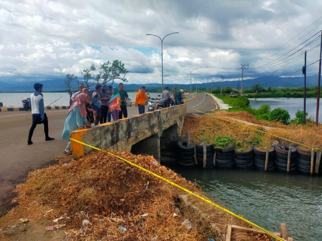 Jalan By-pass Desa Totobo, Kecamatan Pomalaa, Kabupaten Kolaka, Sulawesi Tenggara (Sultra) lokasi kecelakan tunggal pelajar berinisial IF (16).