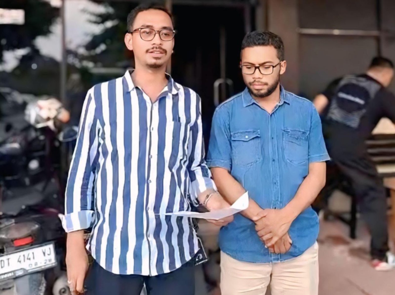 Dokumen Pribadi Mantan Karyawan PT Tanto Intim Line Kendari Ditahan Usai Kena PHK, Korban Tempuh Jalur Hukum Dokumen Pribadi Mantan Karyawan PT Tanto Intim Line Kendari Ditahan Usai Kena PHK, Korban Tempuh Jalur Hukum