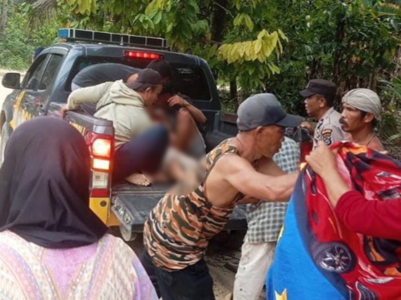 Remaja Pria Tewas Tenggelam di Bendungan Desa Mataiwoi, Konsel Remaja Pria Tewas Tenggelam di Bendungan Desa Mataiwoi, Konsel