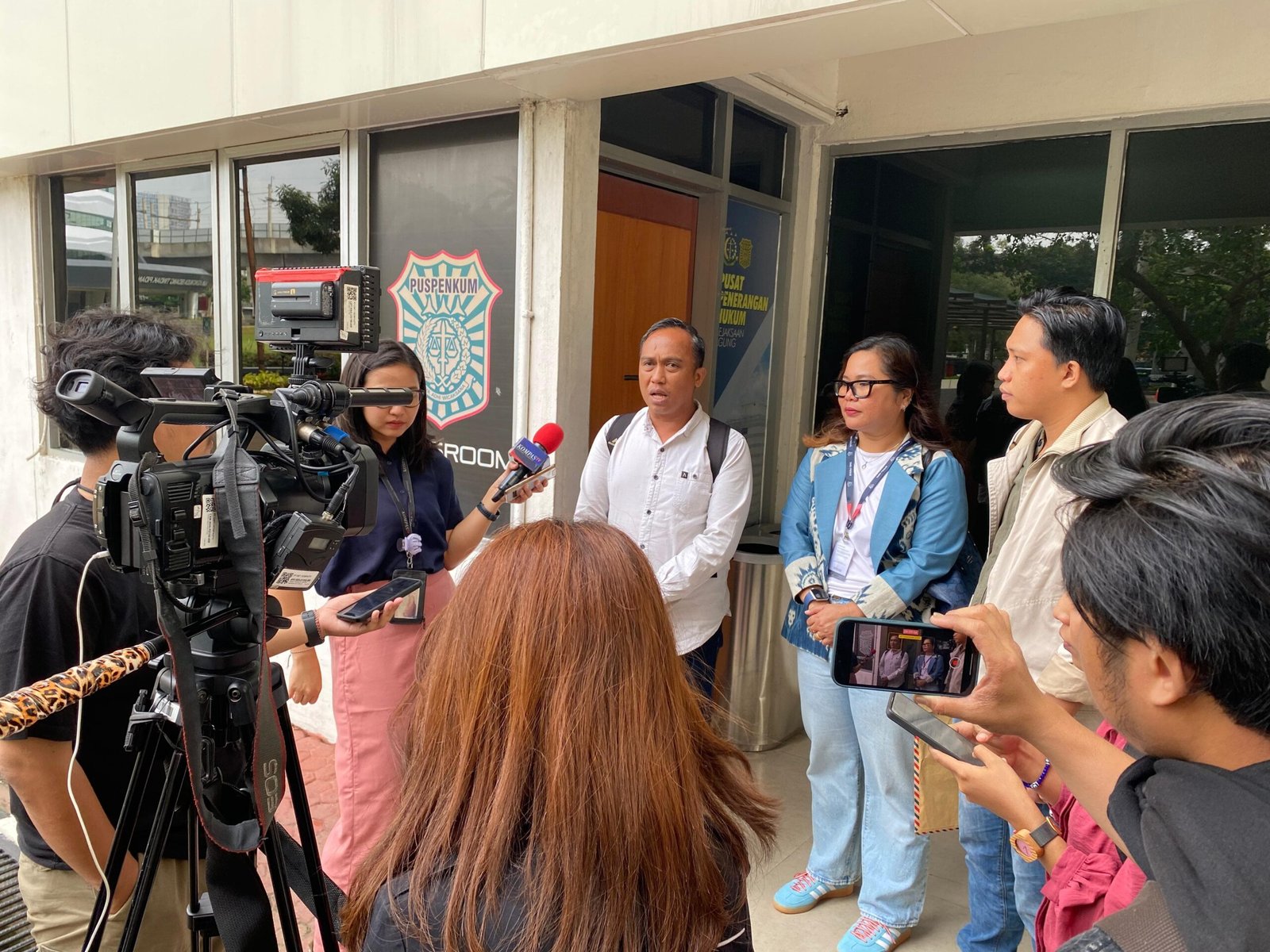 5 Perusahaan Tambang Nikel di Sultra Dilaporkan Walhi ke Kejagung RI 5 Perusahaan Tambang Nikel di Sultra Dilaporkan Walhi ke Kejagung RI