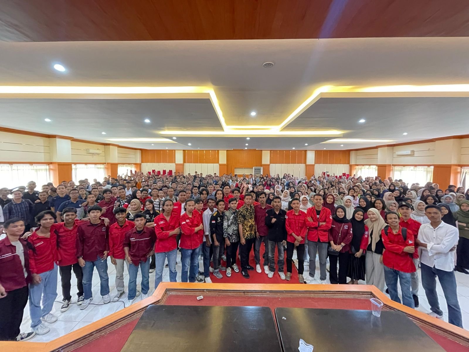 Menjelang Dies Natalis ke-25, FH UHO Kendari Ajak Alumni Eratkan Silaturahmi Menjelang Dies Natalis ke-25, FH UHO Kendari Ajak Alumni Eratkan Silaturahmi