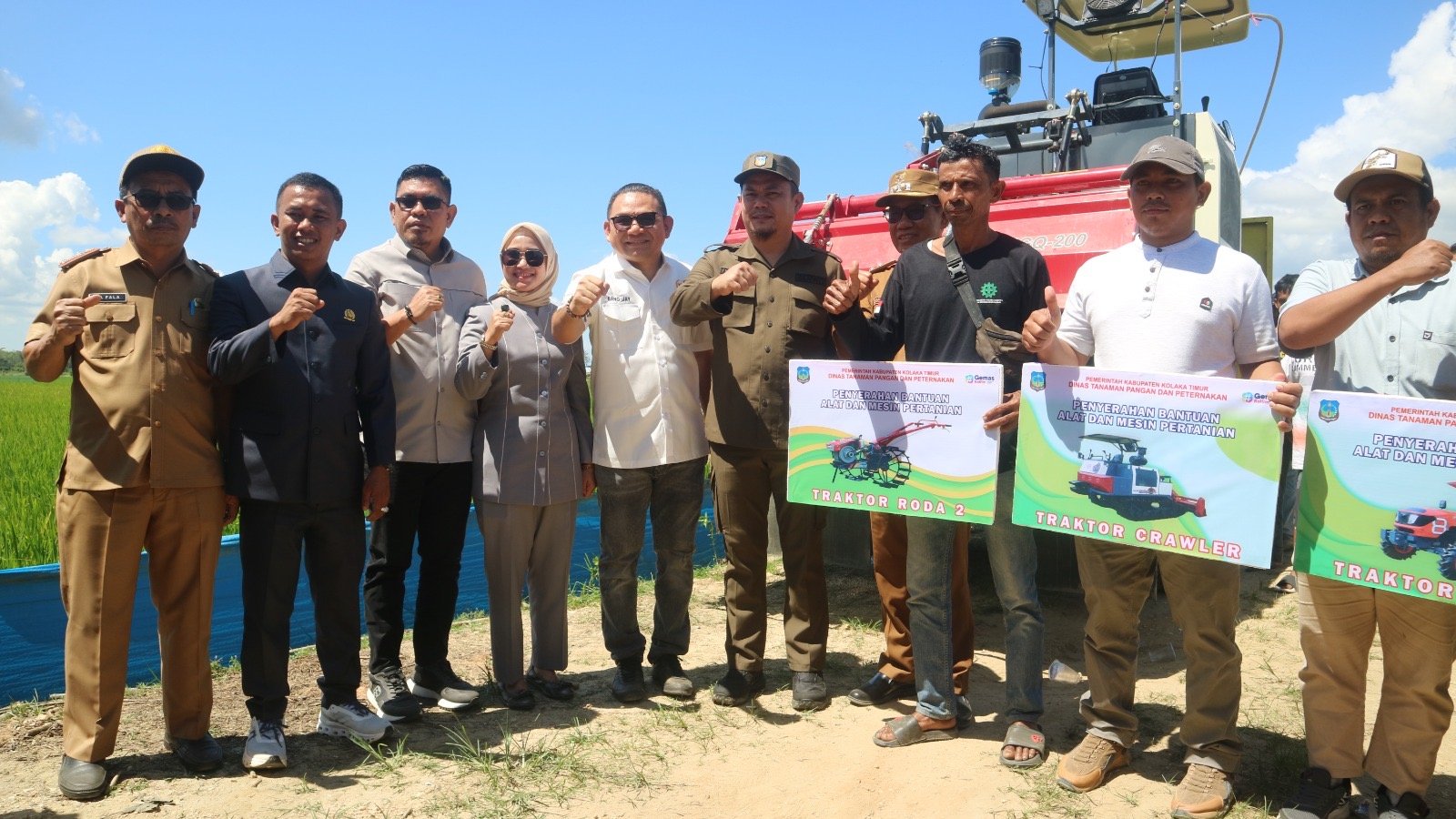 Jaelani dan Solusi Nyata Dukung Ketahanan Pangan, Bagikan Alsintan untuk Petani Koltim Jaelani dan Solusi Nyata Dukung Ketahanan Pangan, Bagikan Alsintan untuk Petani Koltim