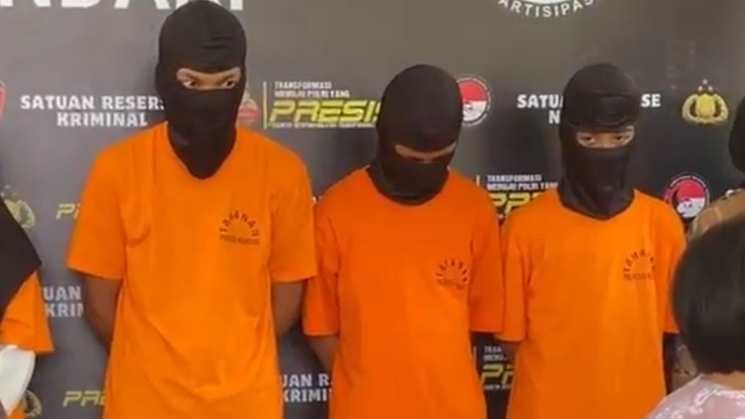 Fakta Baru Tawuran Berujung Pengeroyokan Libatkan Seratusan Pelajar dari 10 Sekolah di Kendari Fakta Baru Tawuran Berujung Pengeroyokan Libatkan Seratusan Pelajar dari 10 Sekolah di Kendari