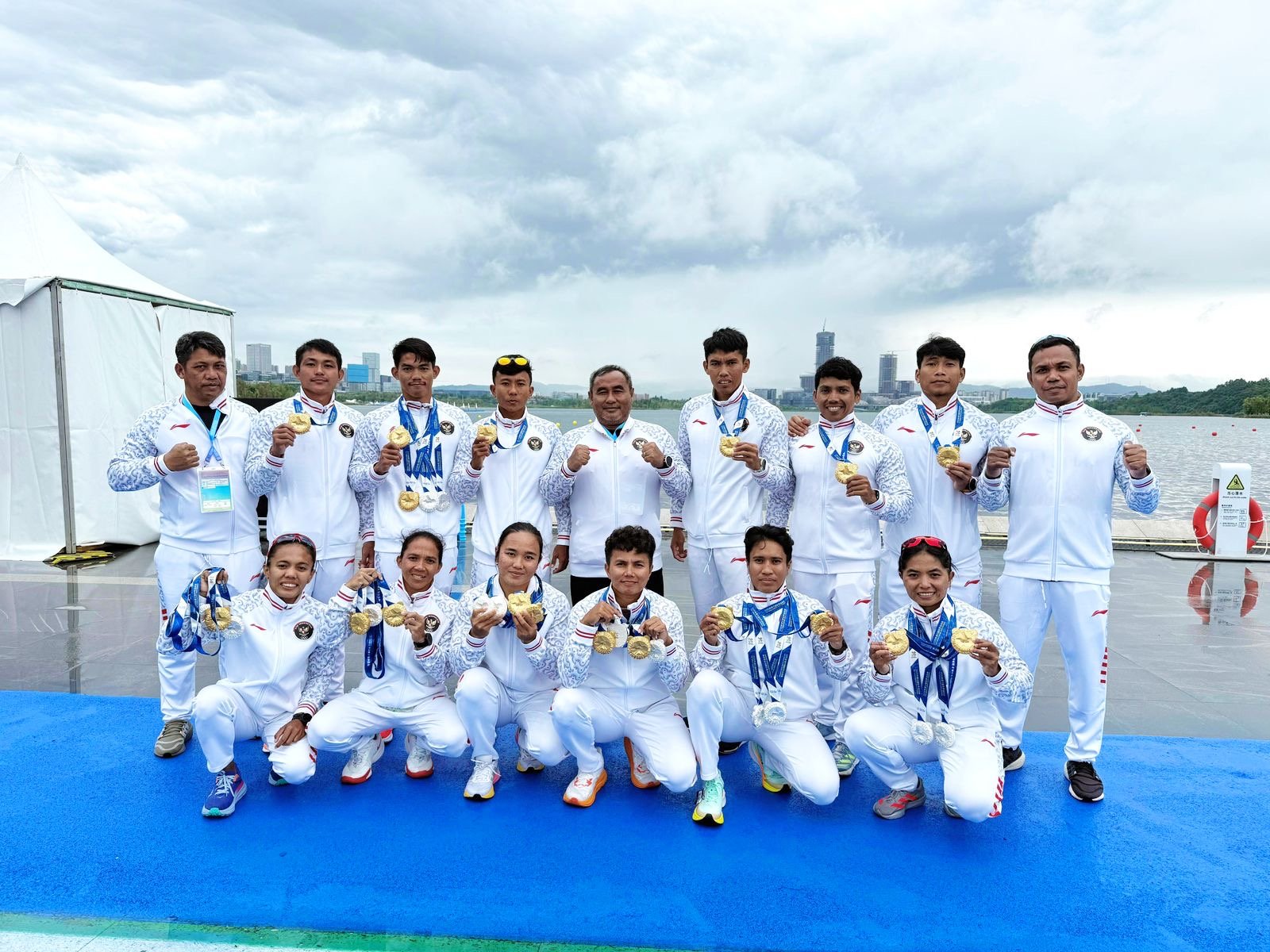 Dayumin Harumkan Nama Sultra pada Ajang Dayung Bergengsi di Cina Dayumin Harumkan Nama Sultra pada Ajang Dayung Bergengsi di Cina