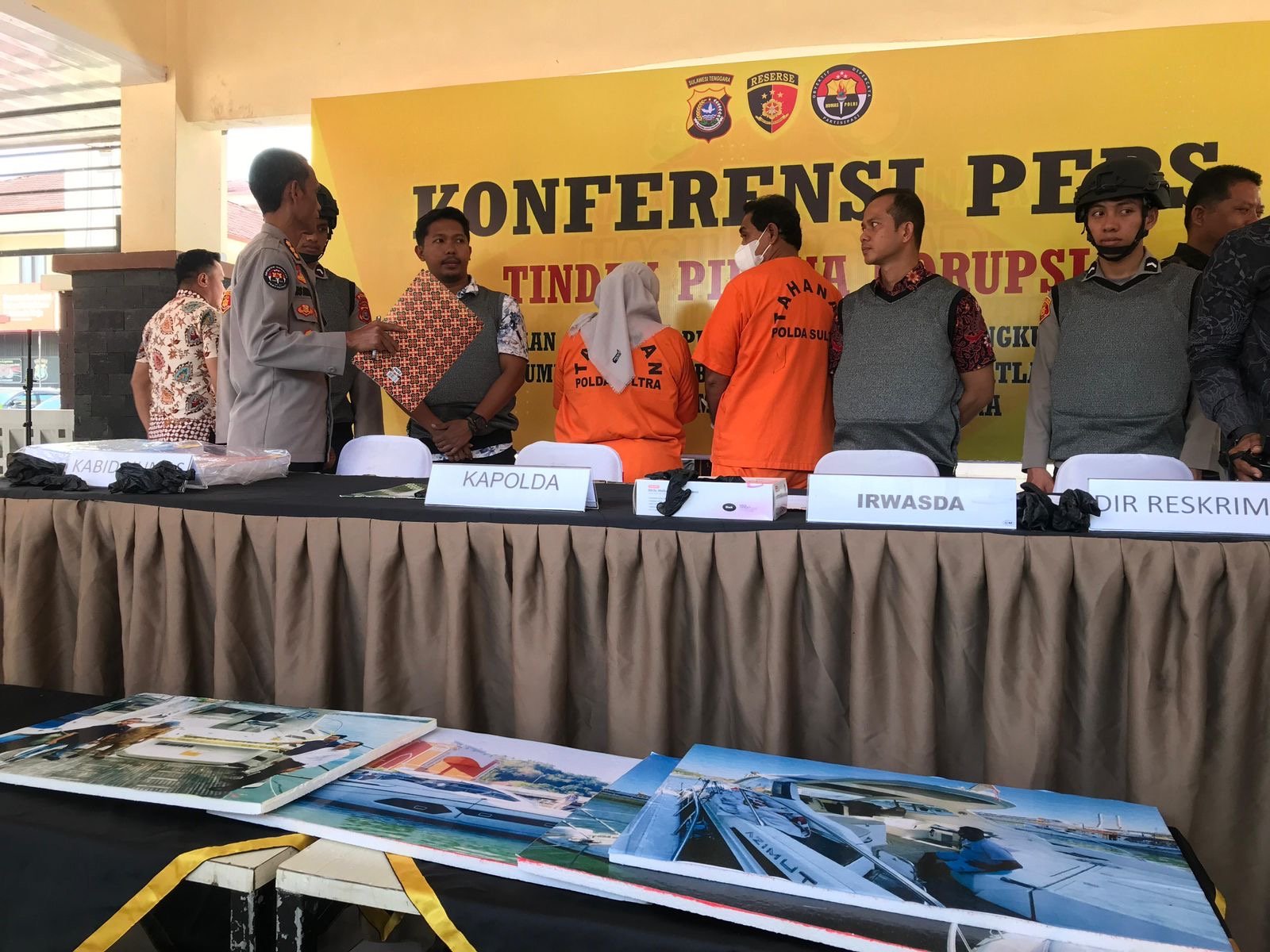 Polda Sultra Buka Peluang Tersangka Baru di Kasus Kapal Azimut Polda Sultra Buka Peluang Tersangka Baru di Kasus Kapal Azimut