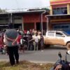 Mobil Sigra Tabrak Hilux Parkir di Kolaka, 5 Orang Luka-Luka