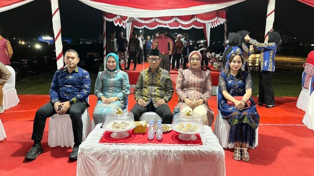 Malam ramah tamah dalam rangka memperingati HUT ke-80 RI di Kabupaten Kolaka Timur.