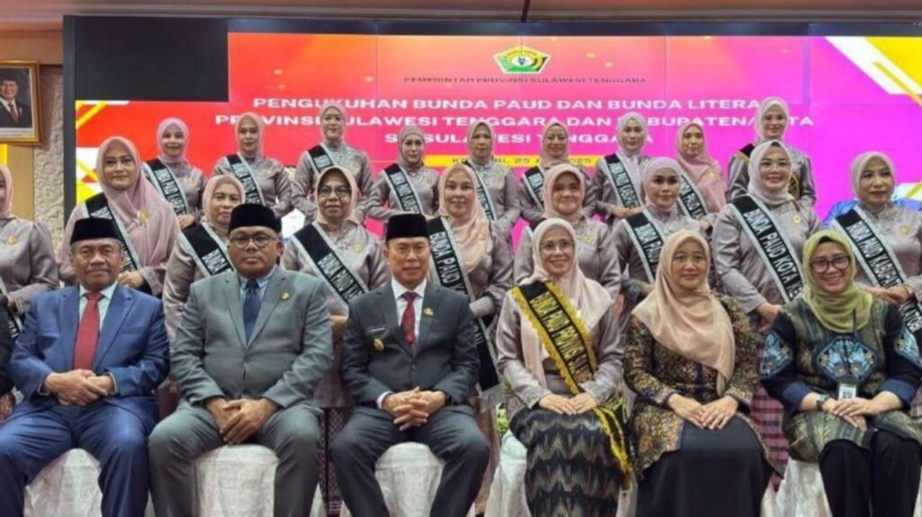 Pengukuhan Bunda PAUD dan Bunda Literasi Provinsi Sulawesi Tenggara (Sultra) dan kabupaten/kota se-Sultra.