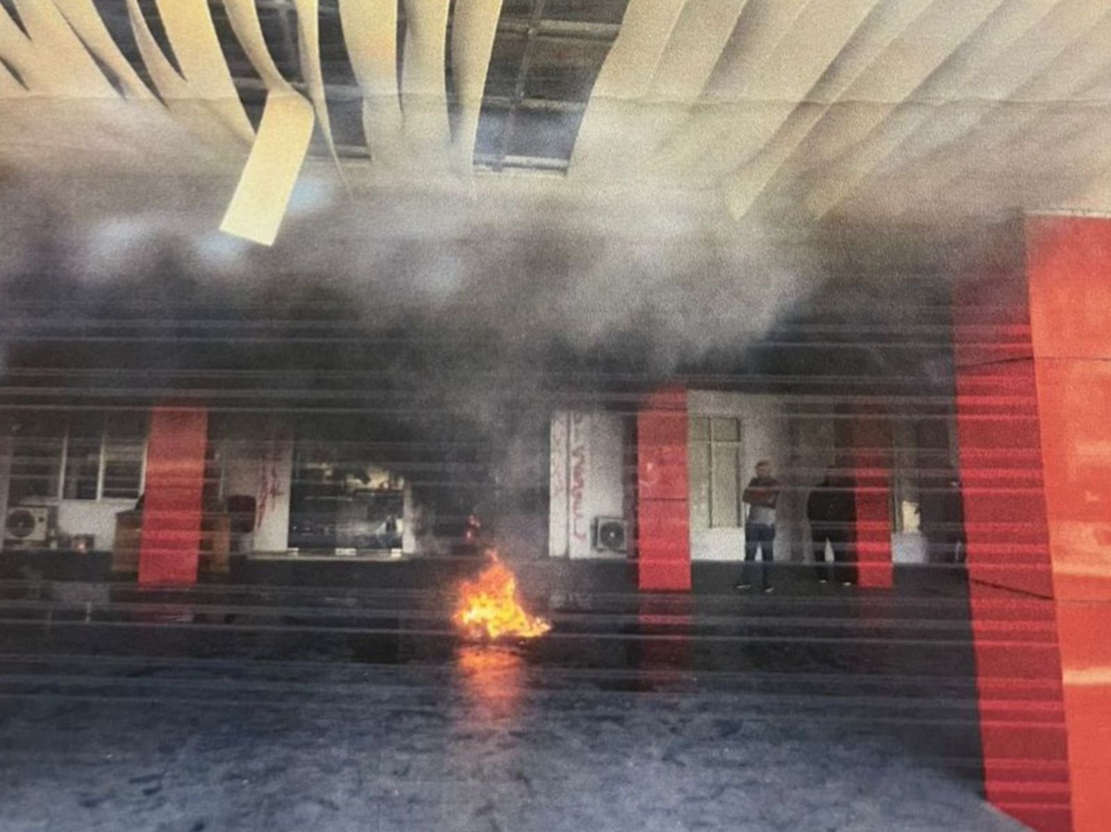 Sekretariat DPRD Sultra Laporkan Pendemo ke Polresta Kendari atas Dugaan Kasus Perusakan Sekretariat DPRD Sultra Laporkan Pendemo ke Polresta Kendari atas Dugaan Kasus Perusakan