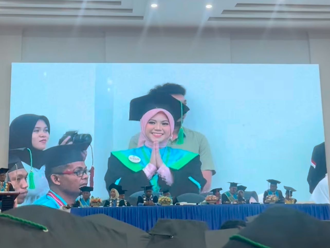 Indri Ananda Hasanah Jadi Wisudawan Terbaik IAIN Kendari dengan IPK 3,98 Indri Ananda Hasanah Jadi Wisudawan Terbaik IAIN Kendari dengan IPK 3,98