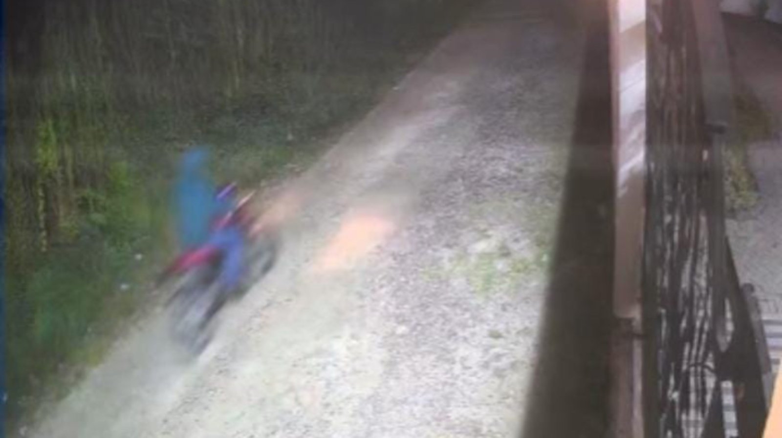 Motor Mahasiswa di Kendari Digasak Maling, Pelaku Terekam CCTV Motor Mahasiswa di Kendari Digasak Maling, Pelaku Terekam CCTV