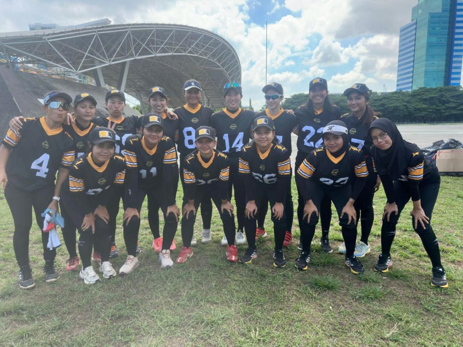 Tim Softball Lakidende asal Sultra Pastikan Langkah ke Semifinal Makassar Open 2025 Tim Softball Lakidende asal Sultra Pastikan Langkah ke Semifinal Makassar Open 2025