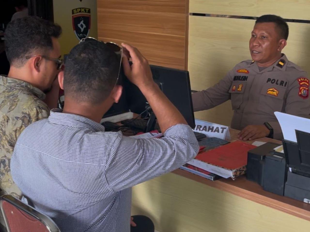 Warga Tapak Kuda Laporkan Dugaan Pemalsuan Dokumen KSU Kopperson ke Polda Sultra Warga Tapak Kuda Laporkan Dugaan Pemalsuan Dokumen KSU Kopperson ke Polda Sultra