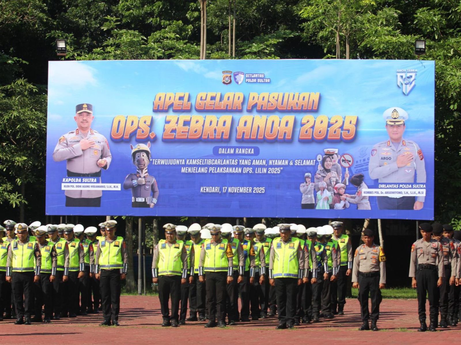 Operasi Zebra Anoa 2025 di Sultra Digelar selama 14 Hari, Polisi Bidik Pelanggar Lalu Lintas Operasi Zebra Anoa 2025 di Sultra Digelar selama 14 Hari, Polisi Bidik Pelanggar Lalu Lintas