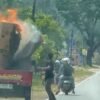 Kulkas yang Diangkut Mobil Pikap di Konawe Tiba-Tiba Terbakar