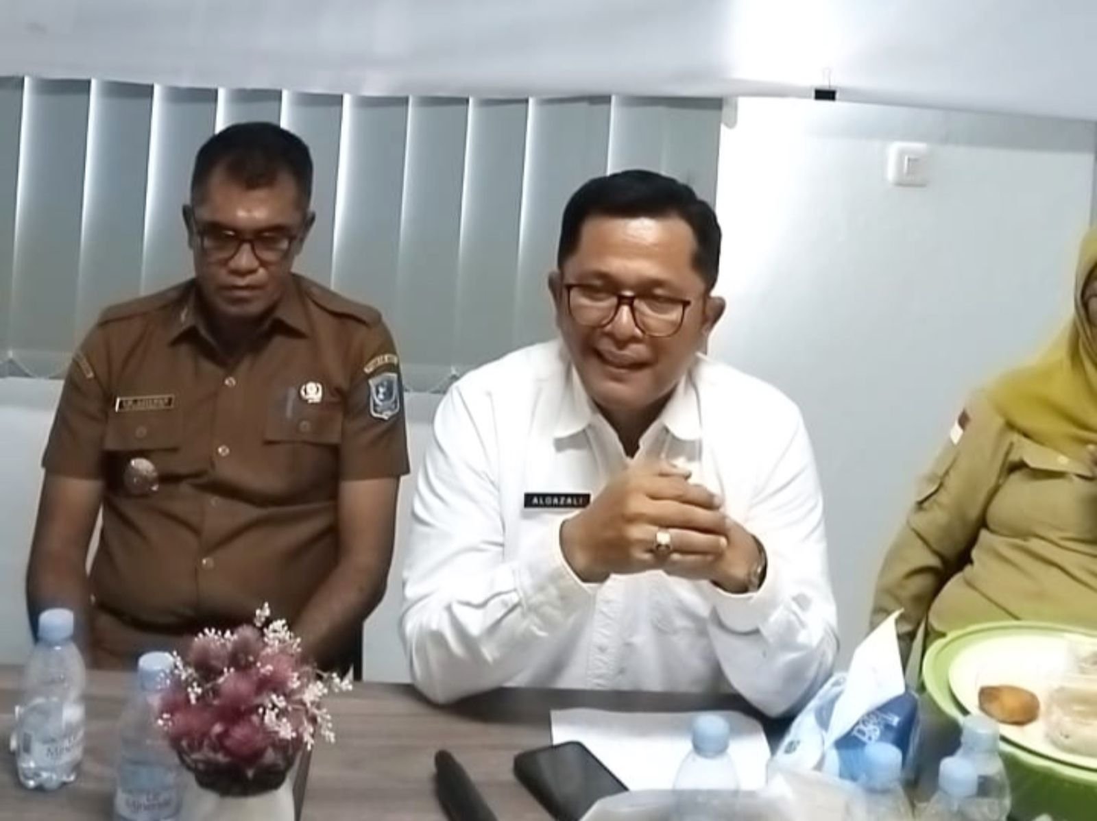 Dinkes Sultra: Dokter Ruhwati Tak Langgar Etik, Minta RSUD Muna Perbaikan Fasilitas Dinkes Sultra: Dokter Ruhwati Tak Langgar Etik, Minta RSUD Muna Perbaikan Fasilitas