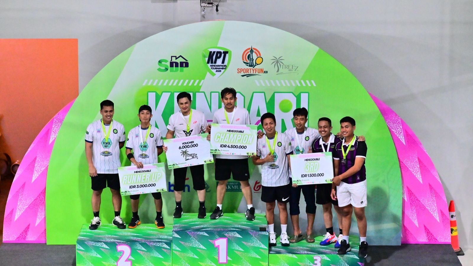 64 Peserta Ambil Bagian pada Turnamen Padel di Kendari, Ini Daftar Pemenangnya 64 Peserta Ambil Bagian pada Turnamen Padel di Kendari, Ini Daftar Pemenangnya