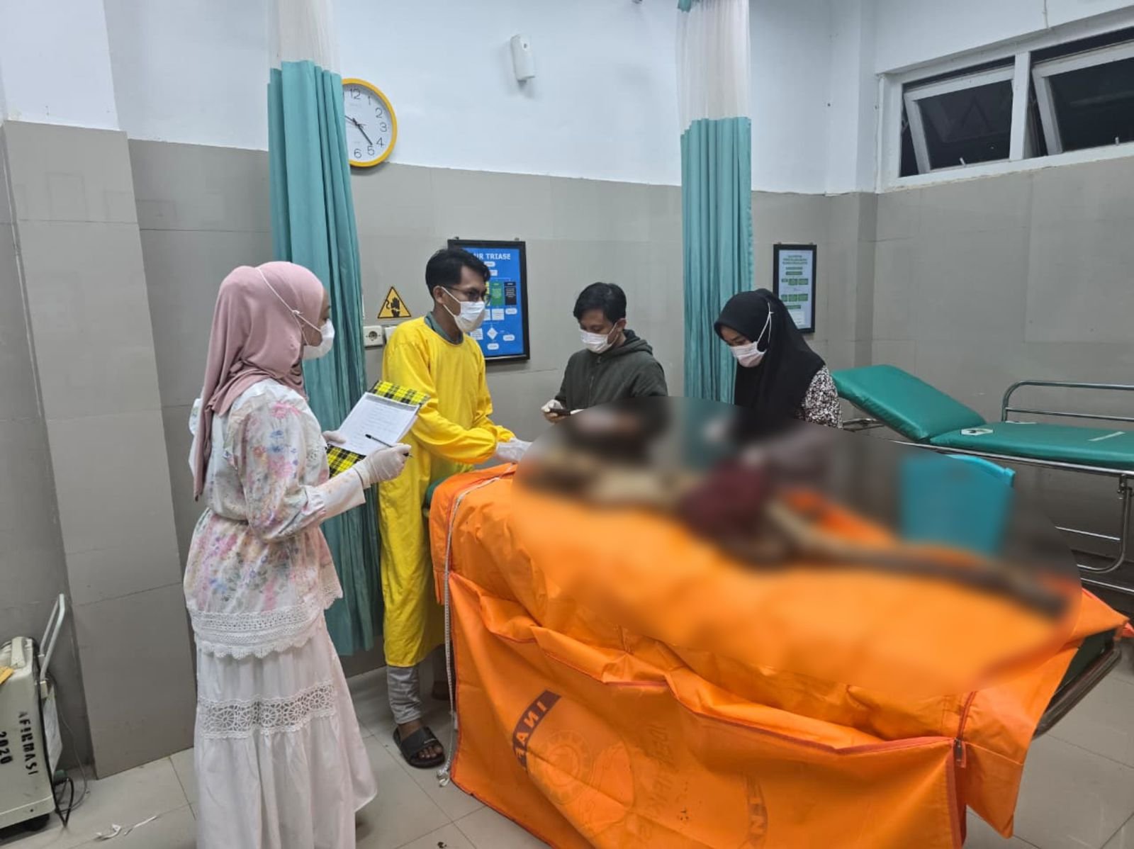 Mayat Tinggal Kerangka Ditemukan di Sawah Bombana, Diduga Ibu Hilang Sejak 2 Pekan Mayat Tinggal Kerangka Ditemukan di Sawah Bombana, Diduga Ibu Hilang Sejak 2 Pekan