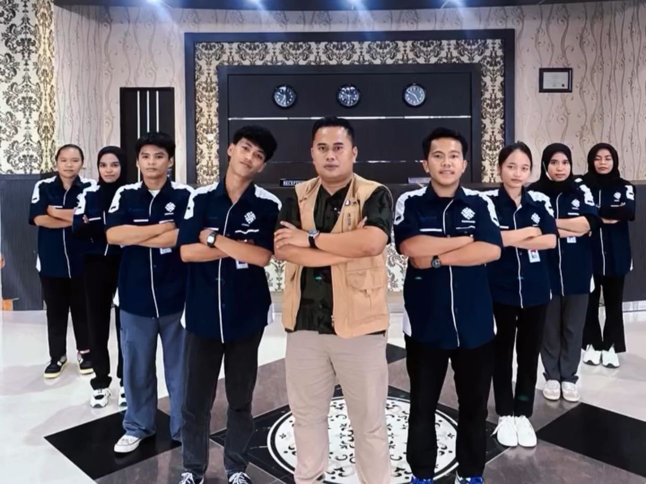 17 Tahun Berkarya, Pria asal Kendari Eris Arios Kembangkan SDM Hospitality Nasional 17 Tahun Berkarya, Pria asal Kendari Eris Arios Kembangkan SDM Hospitality Nasional