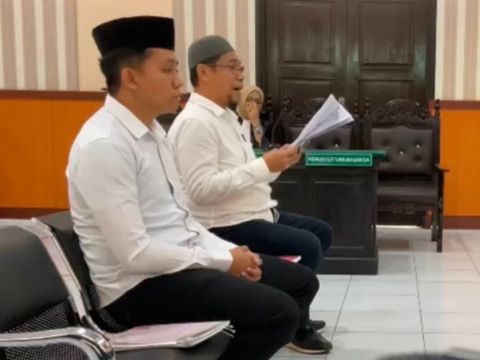 Kepala Inspektorat Baubau Bantah Korupsi, Siap Divonis 20 Tahun Jika Terbukti Bersalah Kepala Inspektorat Baubau Bantah Korupsi, Siap Divonis 20 Tahun Jika Terbukti Bersalah